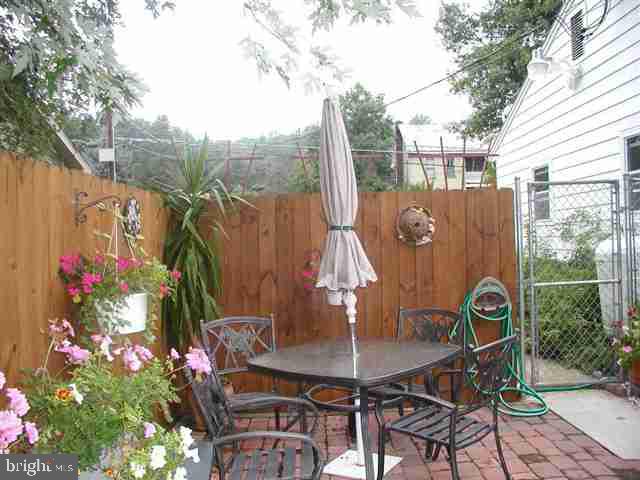304 Valley Road Etters, PA 17319 - Photo 5 of 24 Gallery Image 5