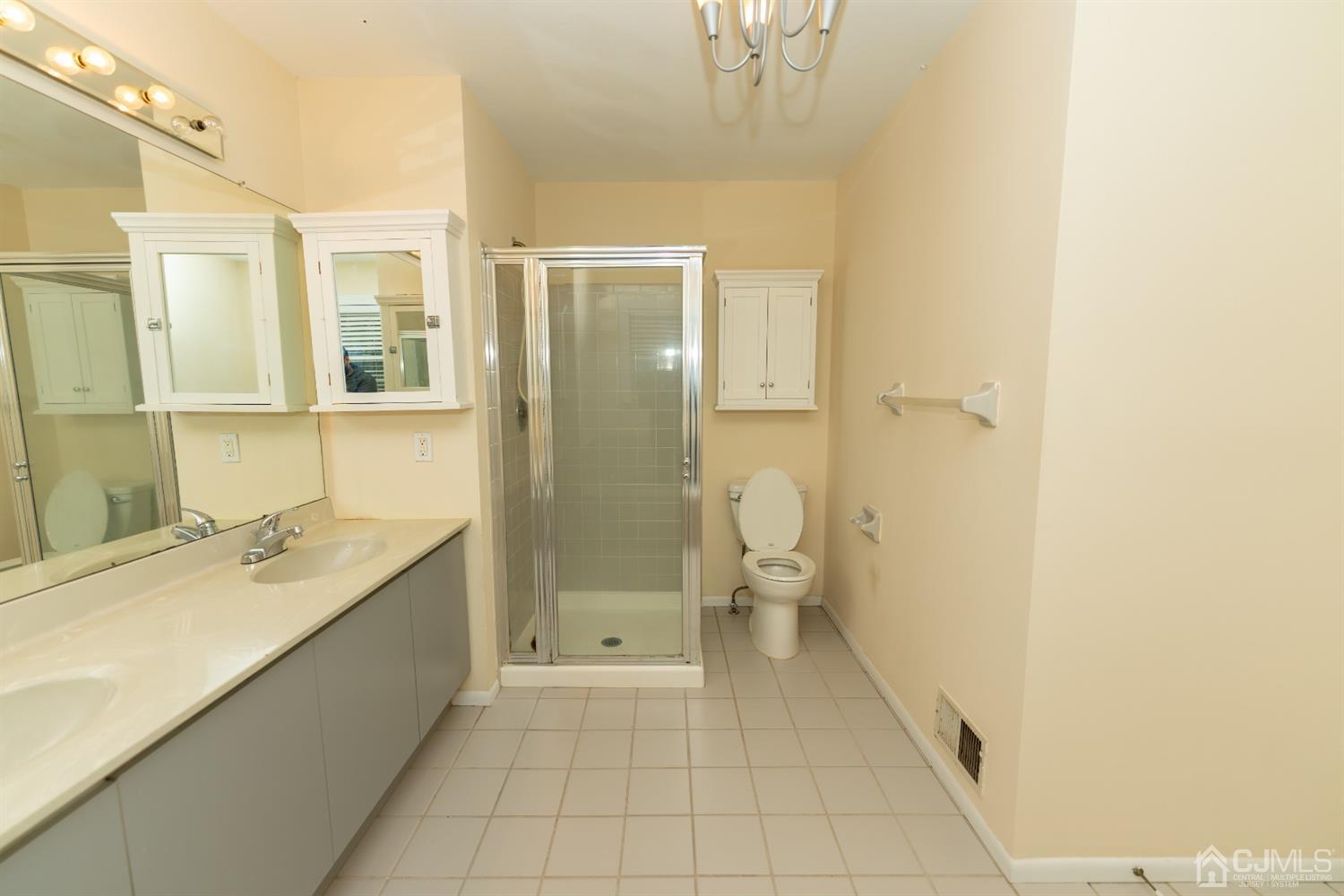 151 Nebula Road Piscataway, NJ 08854 - Photo 12 of 18 Master Bathroom