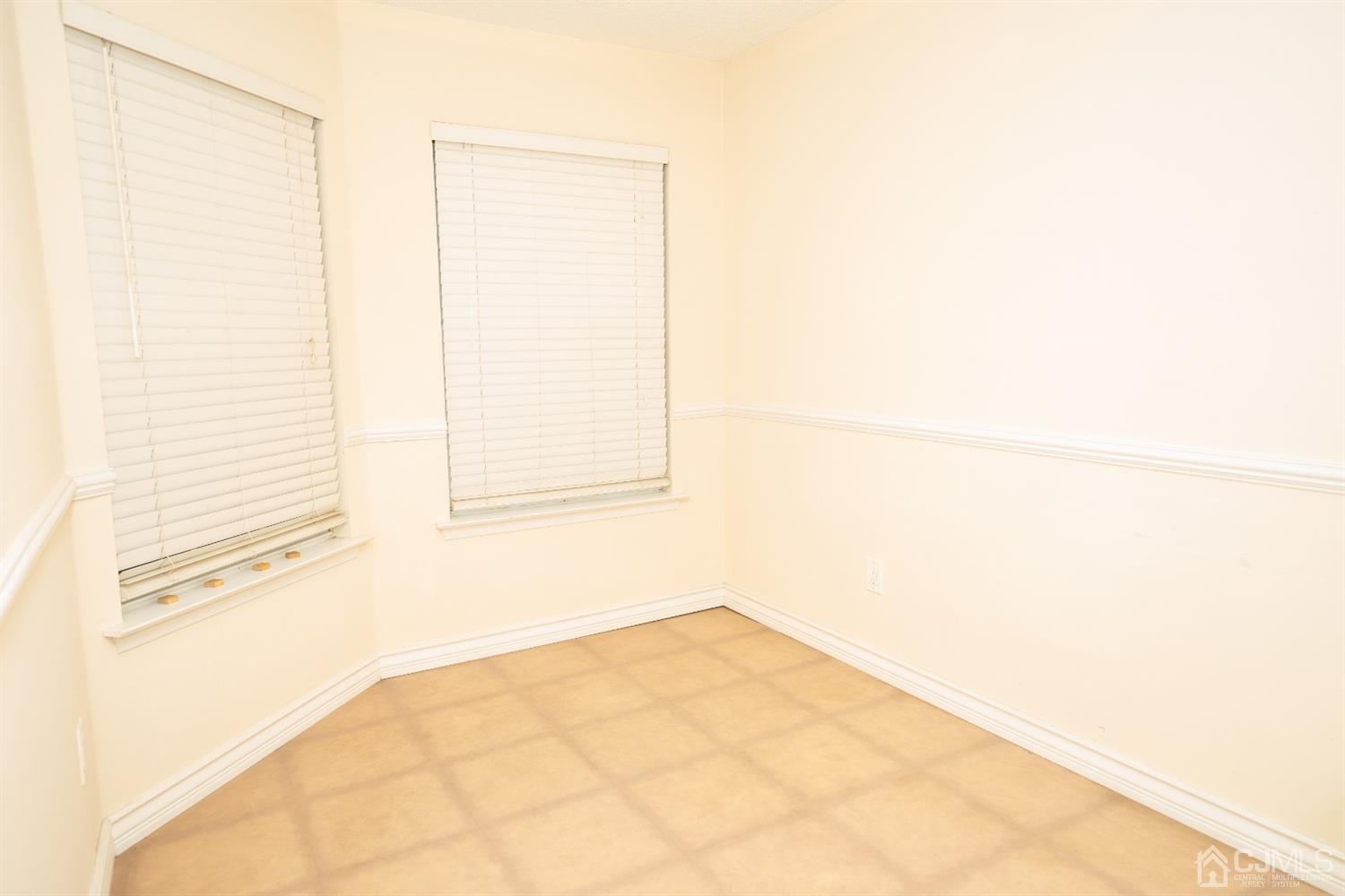 151 Nebula Road Piscataway, NJ 08854 - Photo 5 of 18 Eat-in Kitchen
