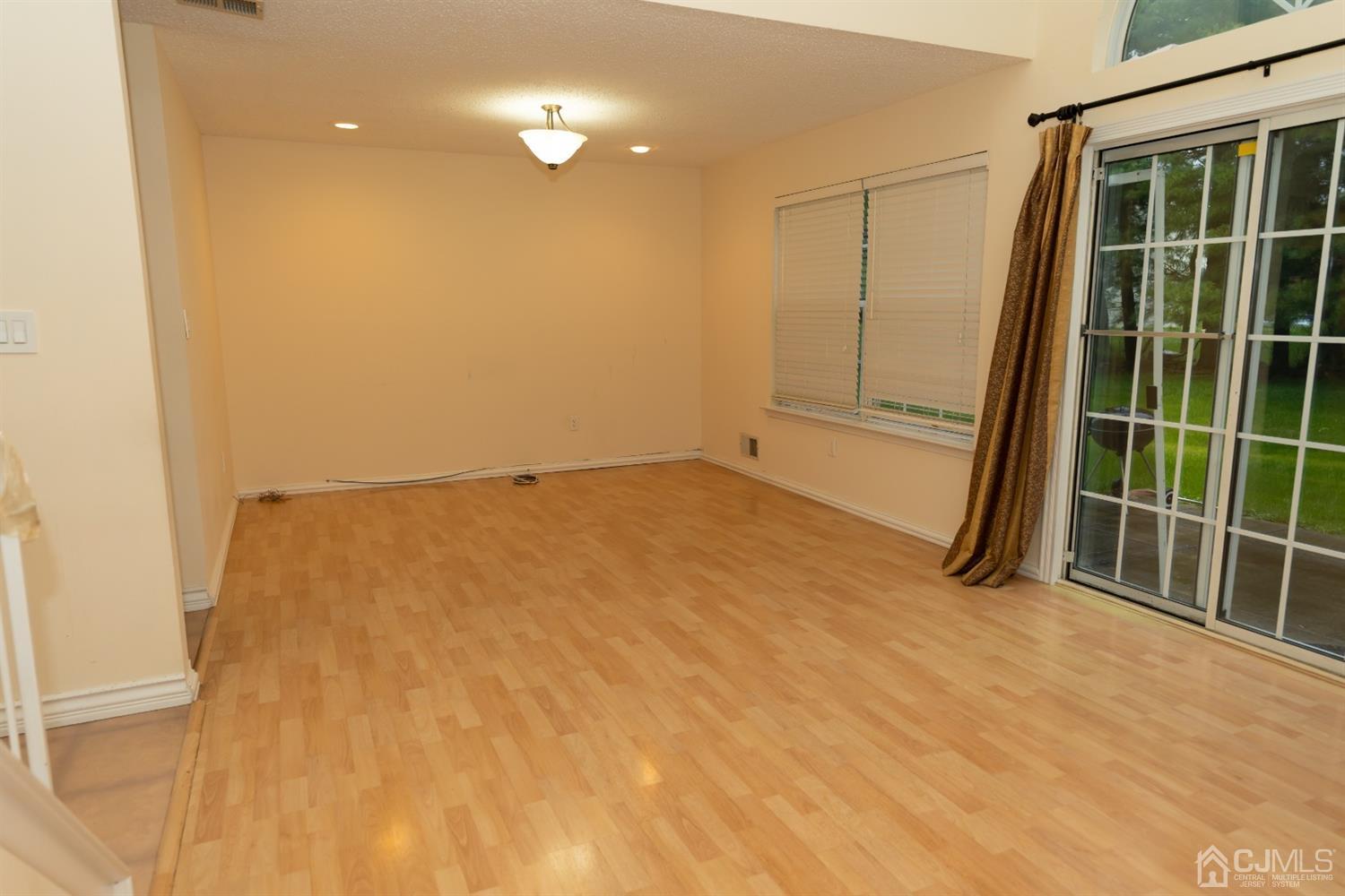 151 Nebula Road Piscataway, NJ 08854 - Photo 8 of 18 Dinning