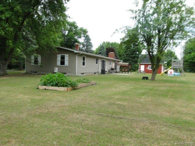 4046 Marathon Road Columbiaville, MI 48421 - Photo 6 of 42 South East Corner