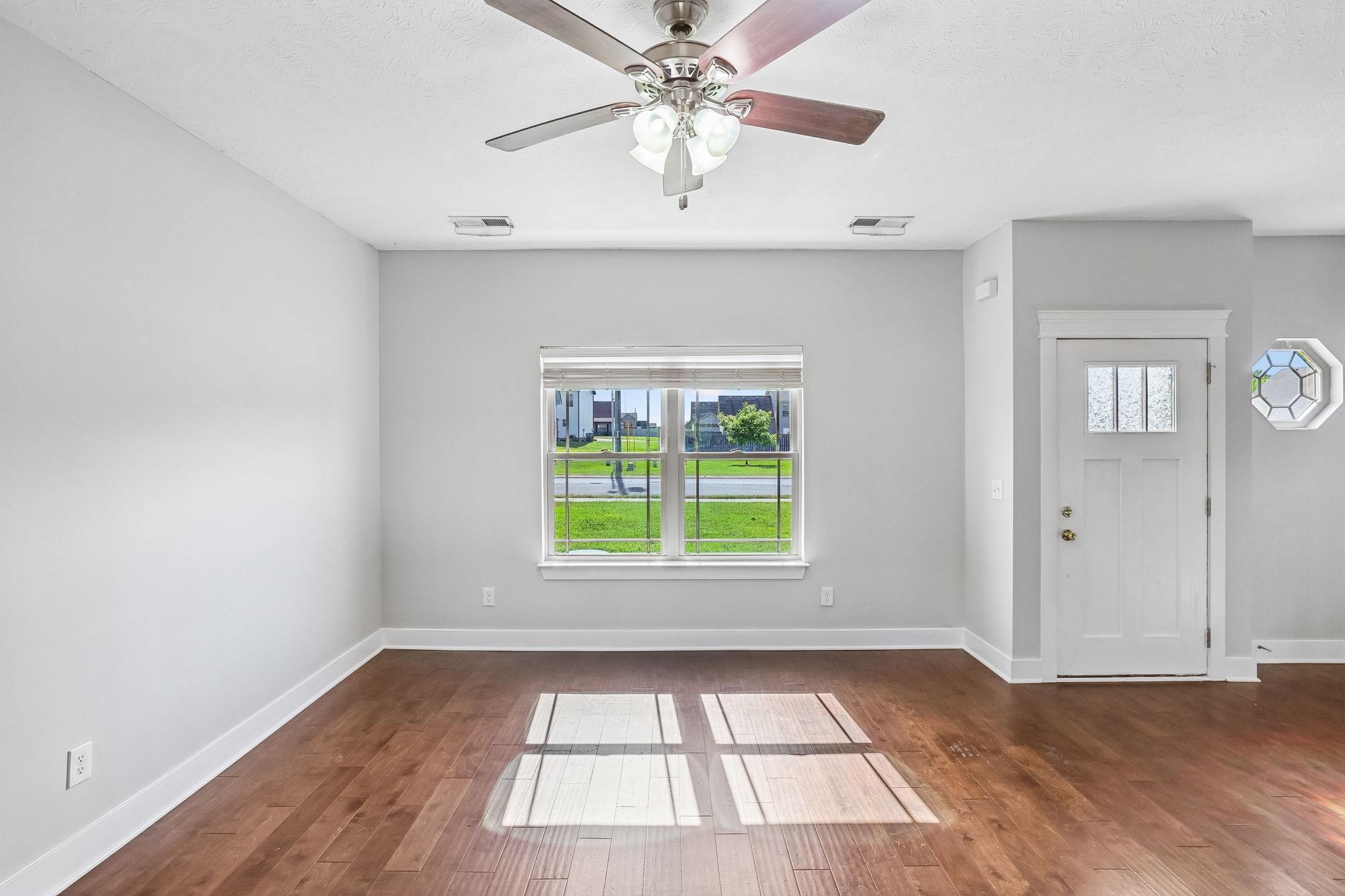212 Ralen Avenue Christiana, TN 37037 - Photo 4 of 30