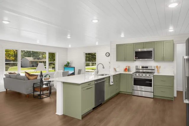 $3,500 | 15240 Kangaroo Street Northwest, Anoka, MN 55303