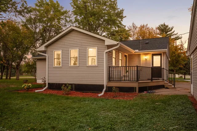 $3,350 | 15240 Kangaroo Street Northwest, Anoka, MN 55303