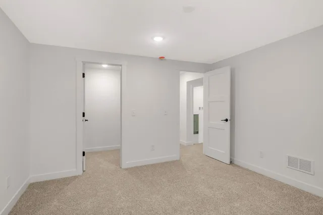 $3,500 | 15240 Kangaroo Street Northwest, Anoka, MN 55303