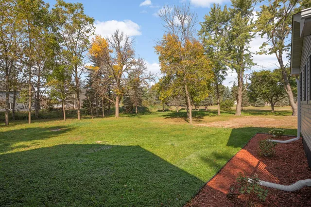 $3,350 | 15240 Kangaroo Street Northwest, Anoka, MN 55303