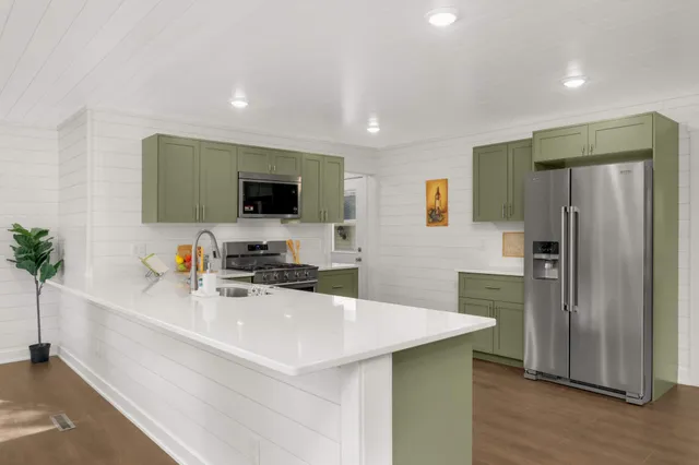 $3,500 | 15240 Kangaroo Street Northwest, Anoka, MN 55303