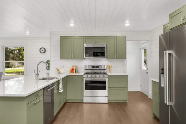 $3,500 | 15240 Kangaroo Street Northwest, Anoka, MN 55303