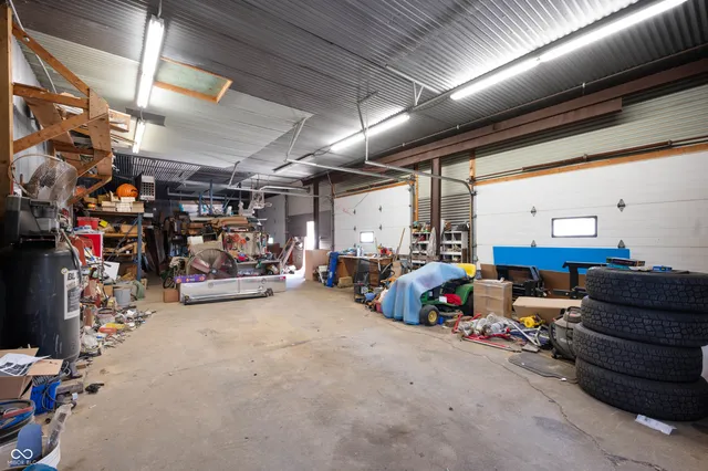 $395,000 | 190 East Willard Avenue, Rushville, IN 46173