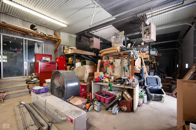 $395,000 | 190 East Willard Avenue, Rushville, IN 46173