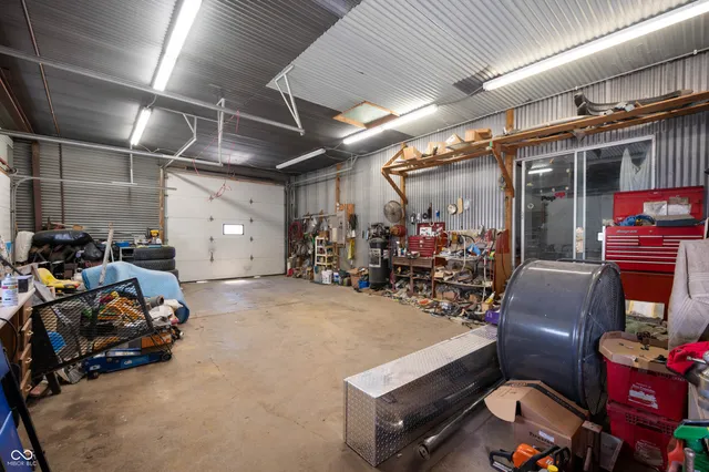 $395,000 | 190 East Willard Avenue, Rushville, IN 46173