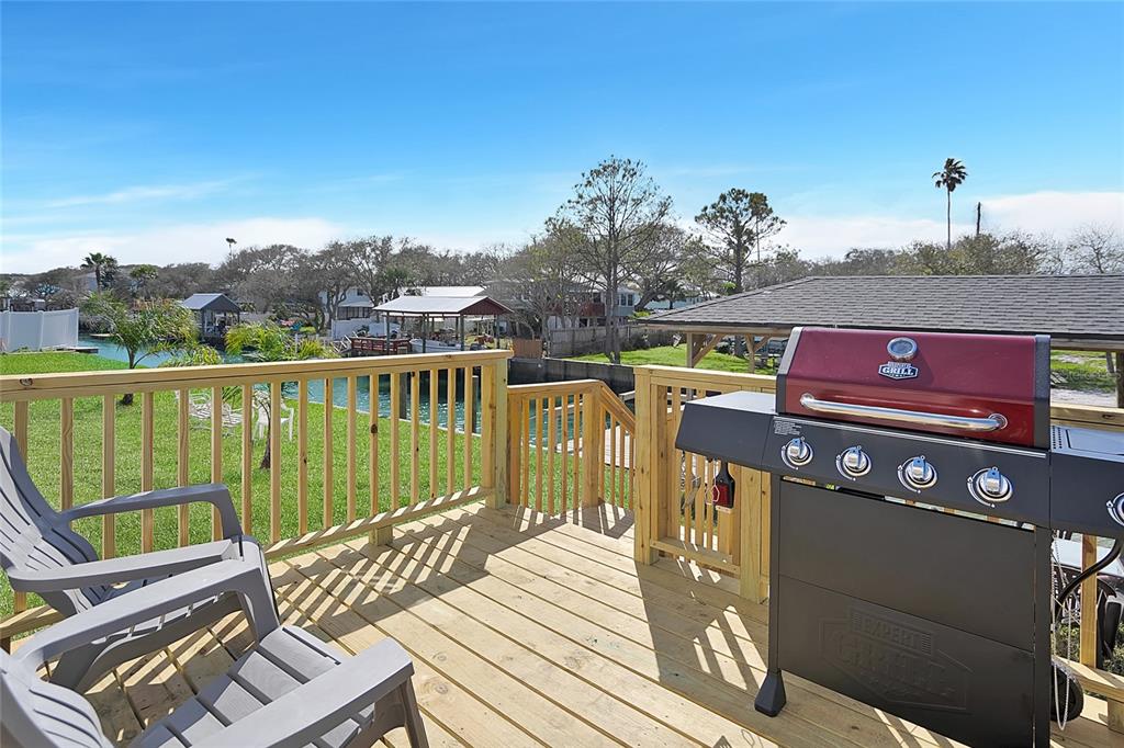 299 Puebla Road St. Augustine, FL 32080 - Photo 20 of 20 a view of a balcony with chairs