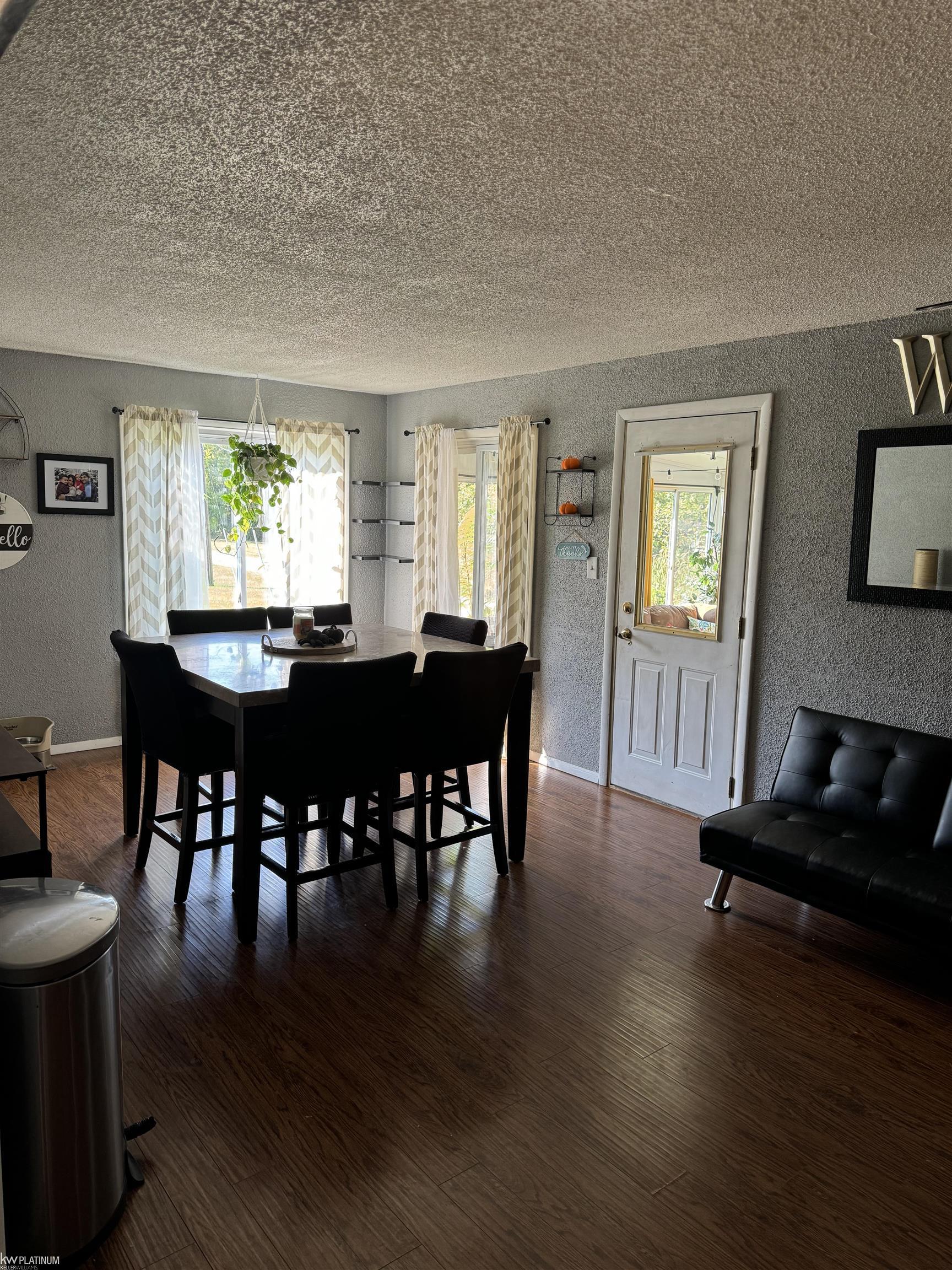 4056 Hemphill Road Burton, MI 48519 - Photo 8 of 29