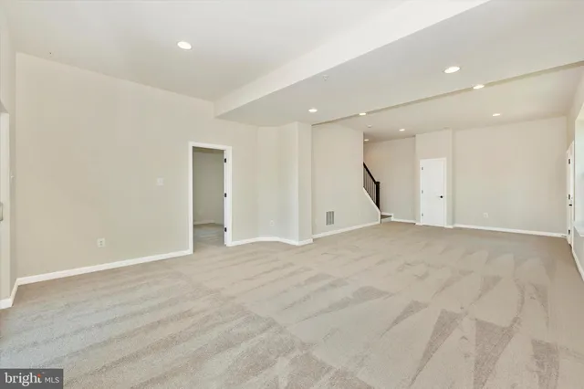 $995,000 | 30 Lakeridge Drive, New Market, MD 21774