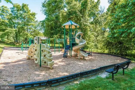 $995,000 | 30 Lakeridge Drive, New Market, MD 21774