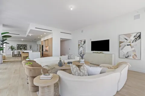 $3,100,000 | 900 North Ocean Boulevard, Unit 301, Pompano Beach, FL 33062