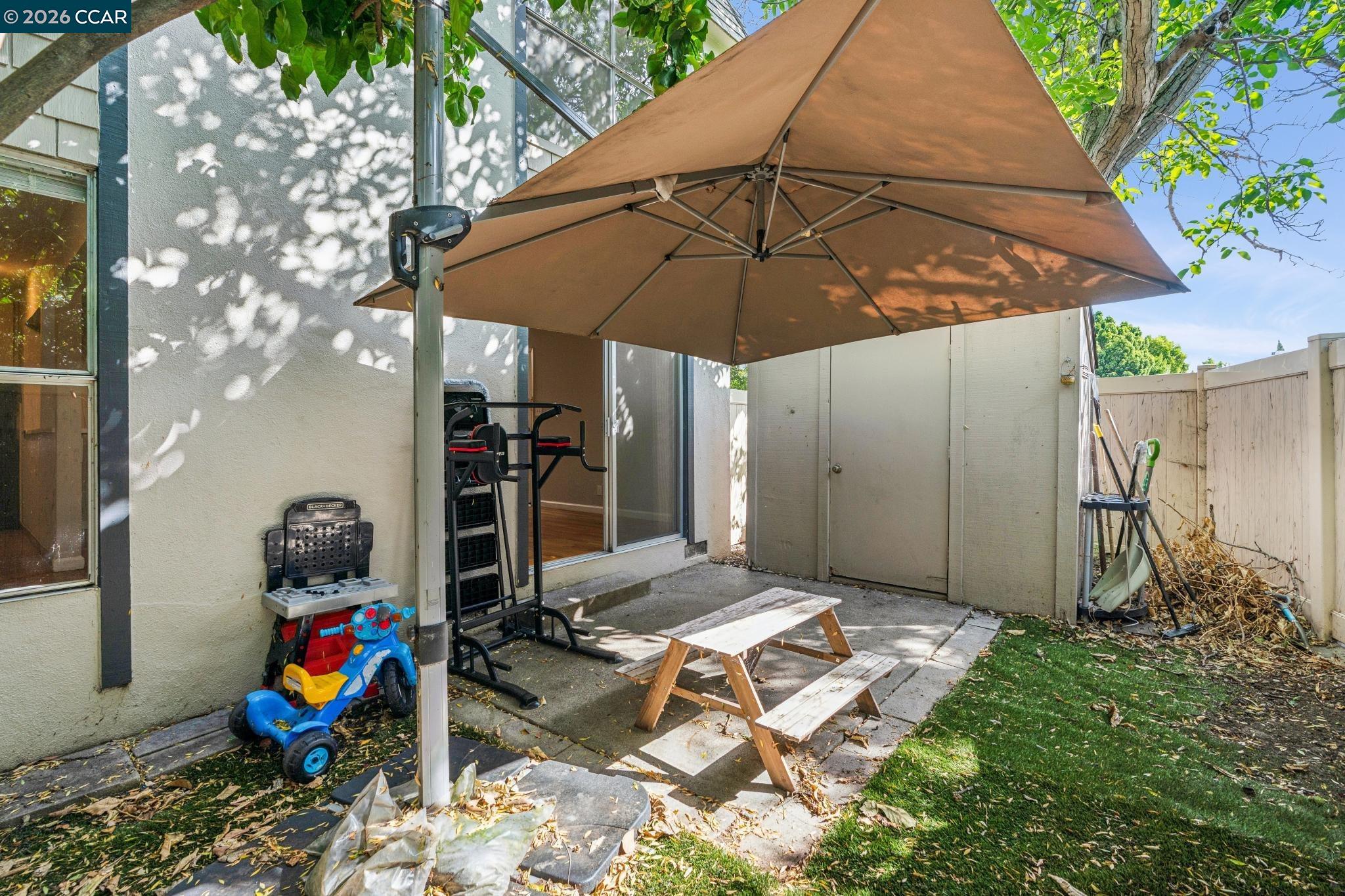 2035 Sierra Road, Unit 4 Concord, CA 94518 - Photo 23 of 28