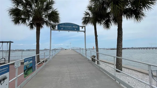 $1,395 | 5120 24th Avenue South, Unit 5120, Gulfport, FL 33707