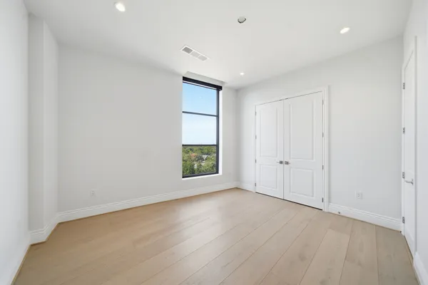 $1,785,000 | 2323 San Felipe Street, Unit 803, Houston, TX 77019