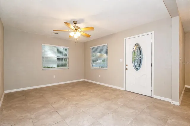 $2,200 | 525 Braddock Street South, St. Petersburg, FL 33707