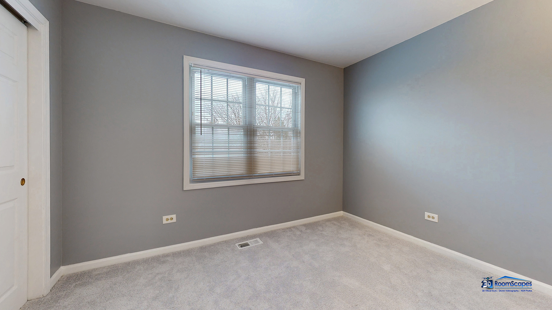 277 Mayflower Court Gurnee, IL 60031 - Photo 21 of 42 an empty room with a window