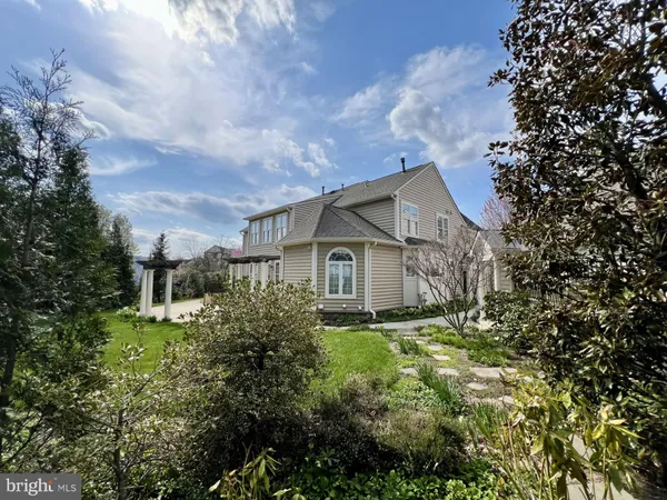 $1,500,000 | 888 Ballou Street, Herndon, VA 20170