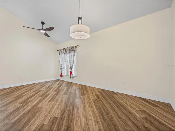 $3,000 | 1111 Liberty Hall Drive, Kissimmee, FL 34746