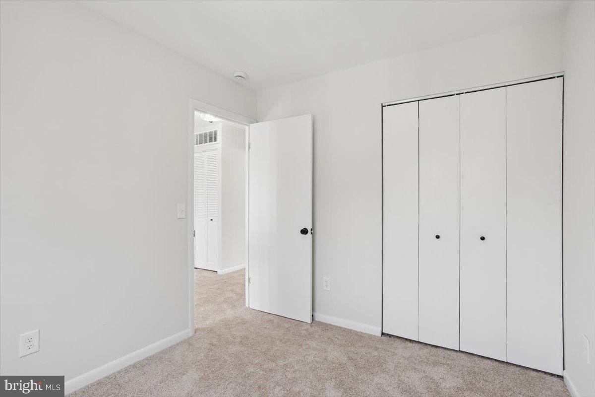 11922 Barrel Cooper Court Reston, VA 20191 - Photo 23 of 41