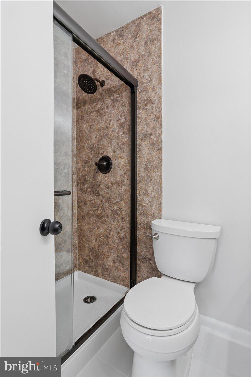 11922 Barrel Cooper Court Reston, VA 20191 - Photo 28 of 41