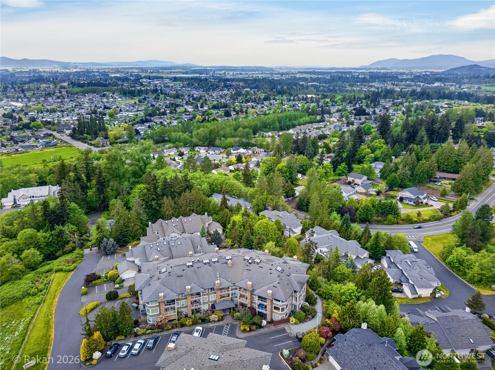 1416 Lindsay Loop, Unit 306 Mount Vernon, WA 98274 - Photo 34 of 37