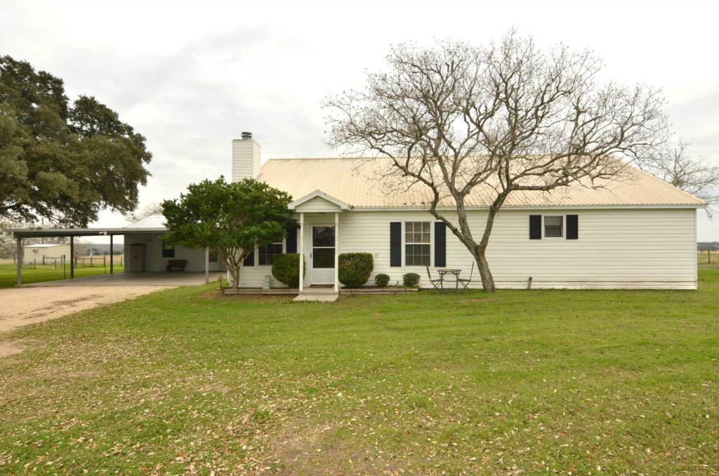 3390 Hermis Road Schulenburg, TX 78956 - Photo 1 of 1 Gallery Image 1