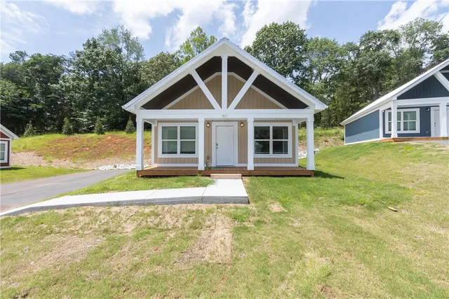 $1,200 | 1025 Smyzer Road, Townville, SC 29689