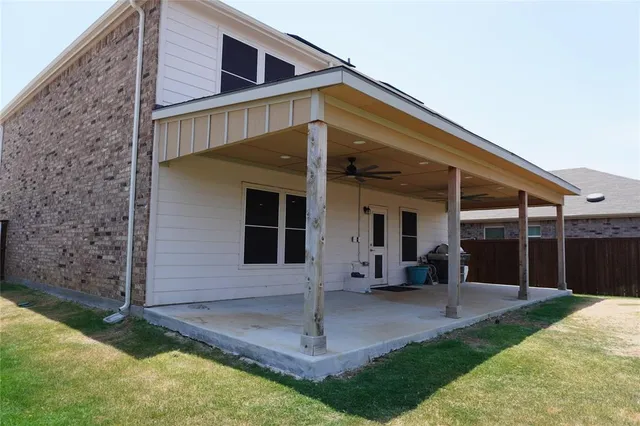 $2,500 | 1245 Waggoner Drive, Aubrey, TX 76227