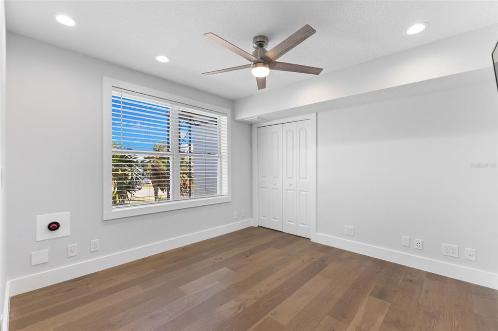 850 Bay Point Drive Madeira Beach, FL 33708 - Photo 32 of 68