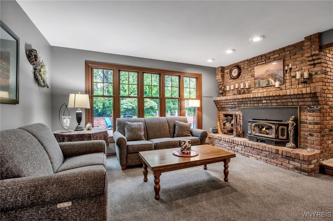 393 Glengrove Road Porter, NY 14174 - Photo 14 of 50 Living room overlooking pool area
