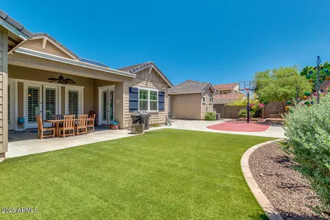 $919,000 | 2825 East Harwell Road, Phoenix, AZ 85042