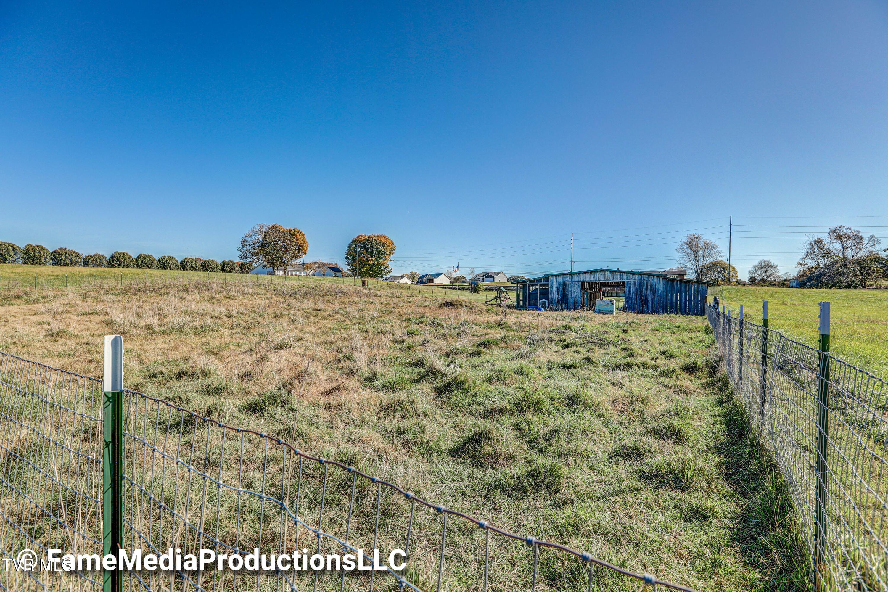 5925 Snapps Ferry Road Afton, TN 37616 - Photo 58 of 70 B42A0896_897_898_899_900
