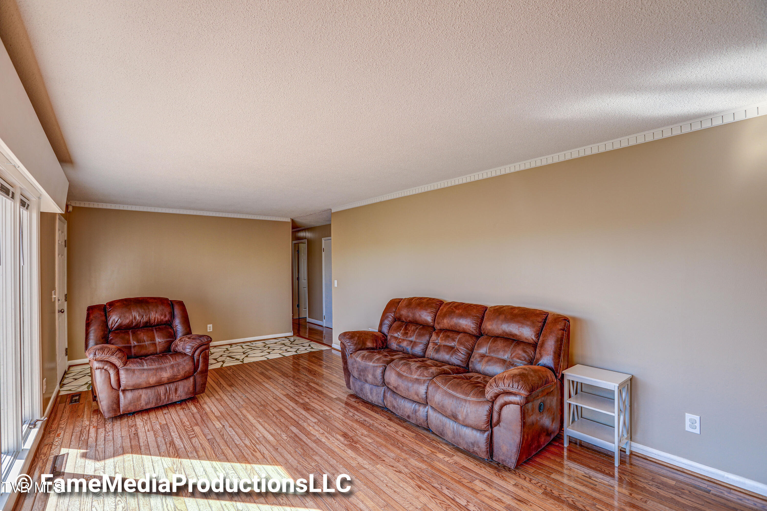5925 Snapps Ferry Road Afton, TN 37616 - Photo 9 of 70 B42A0971_2_3_4_5