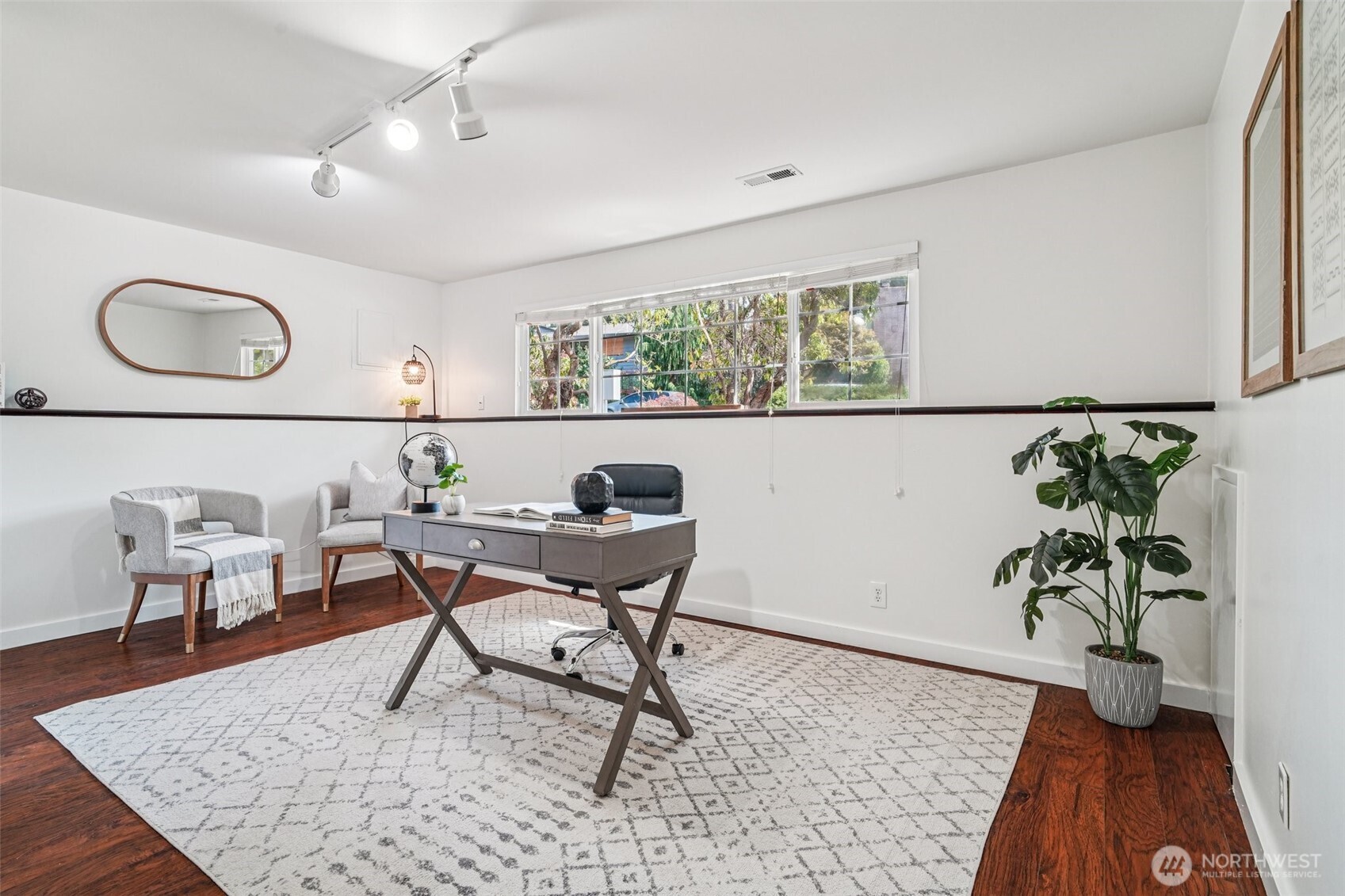 17841 4th Avenue Northwest Shoreline, WA 98177 - Photo 22 of 33 a living room with furniture and a potted plant
