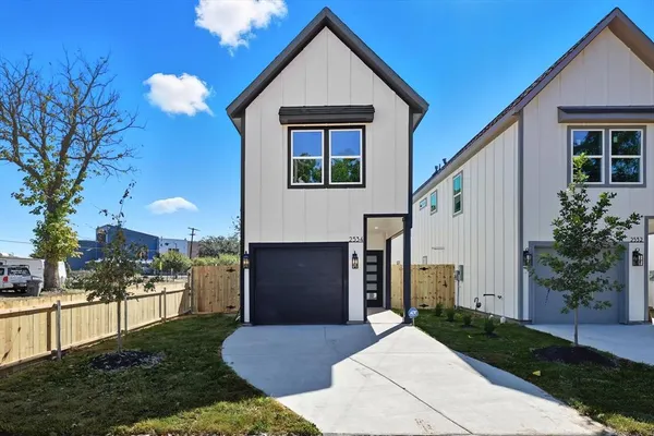 $320,000 | 2534 Lowery Street, Dallas, TX 75215