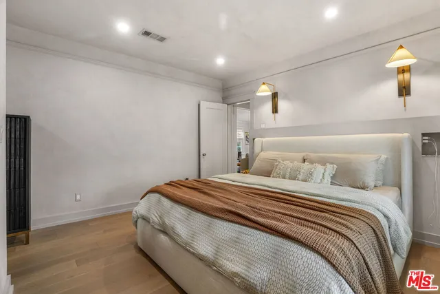 $1,550,000 | 3580 Gundry Avenue, Long Beach, CA 90807