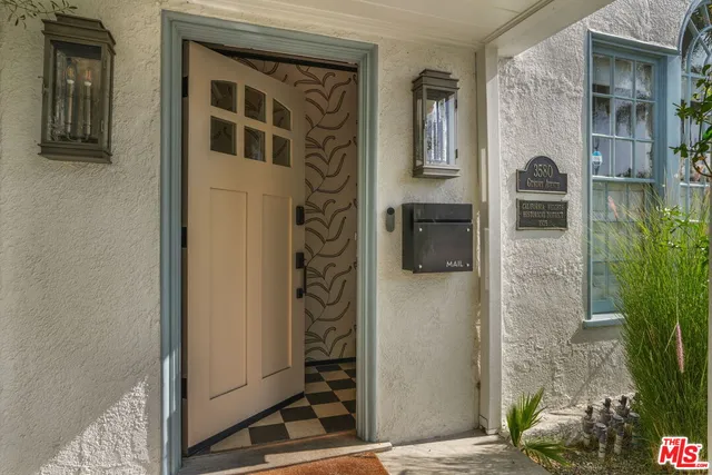 $1,550,000 | 3580 Gundry Avenue, Long Beach, CA 90807