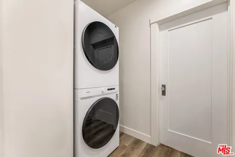 $1,550,000 | 3580 Gundry Avenue, Long Beach, CA 90807