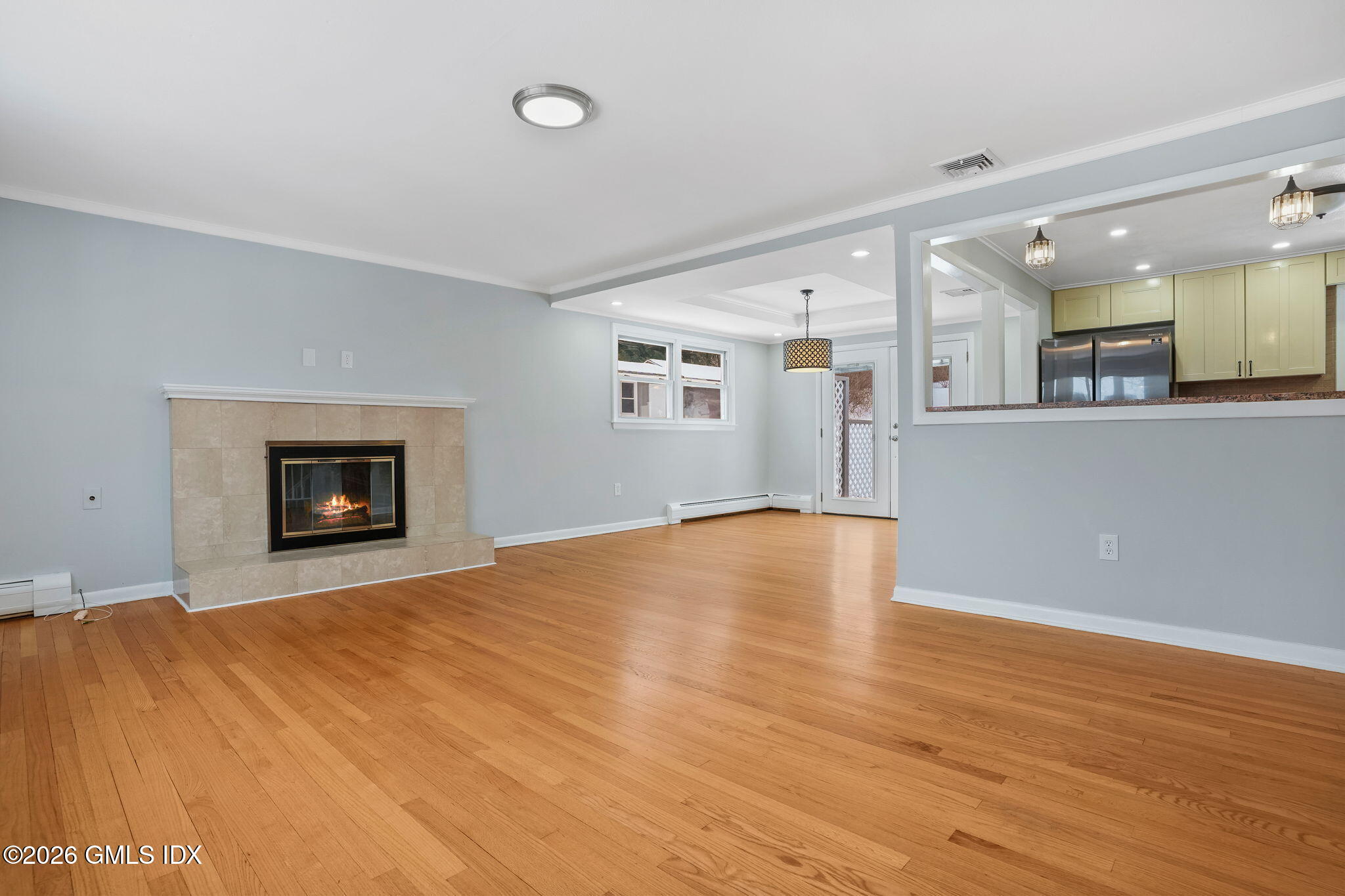 25 Fairchild Road Stratford, CT 06614 - Photo 6 of 41 6-web-or-mls-25-fairchild-rd