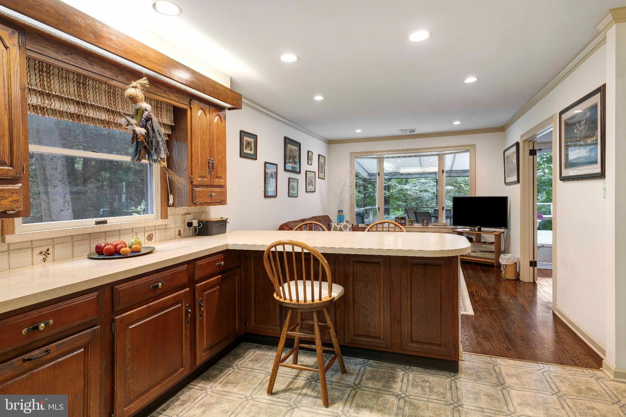 2350 Fairway Road Huntingdon Valley, PA 19006 - Photo 15 of 44 Gallery Image 15