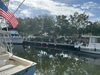 $250,000 | 100 Morr Ln C5, Key Largo, FL 33037