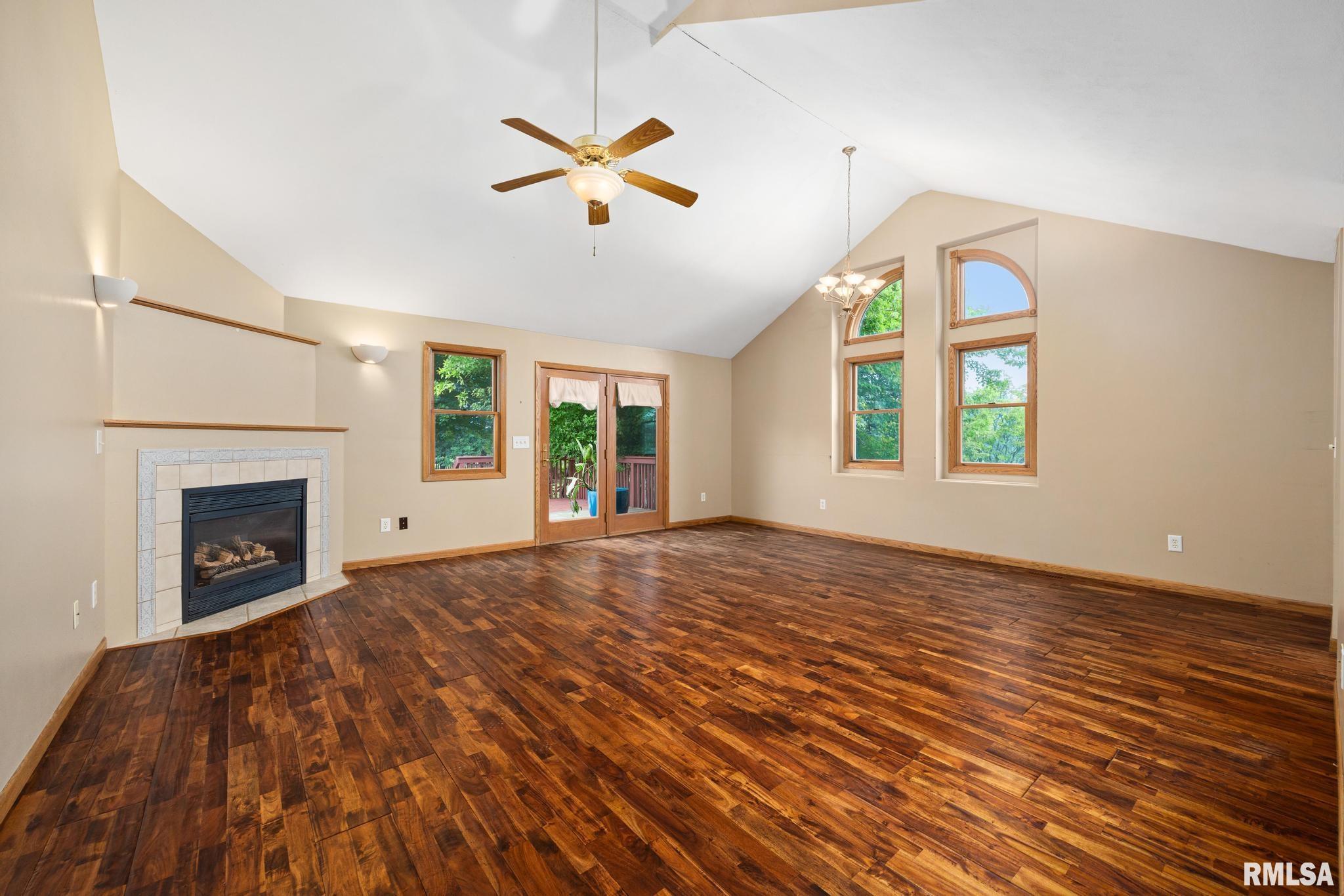 13015 North Bland Road Dunlap, IL 61525 - Photo 9 of 48 Gallery Image 9