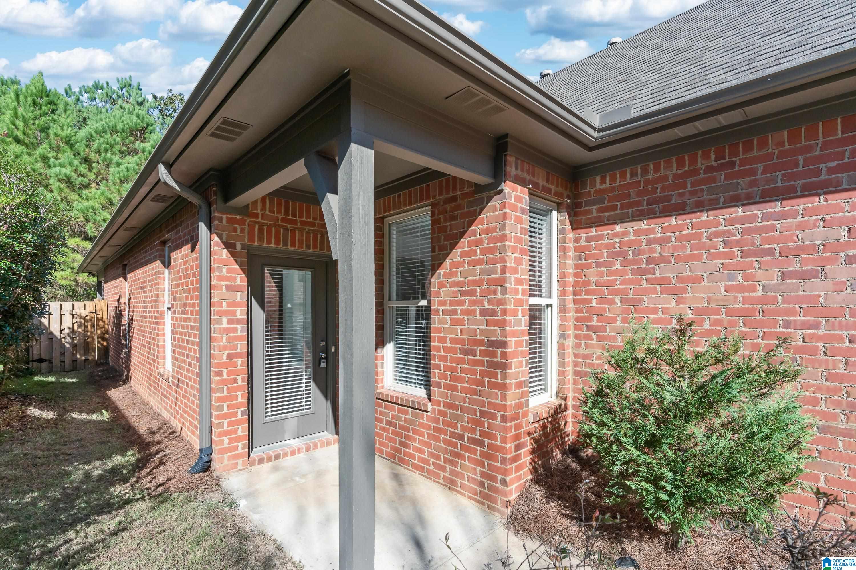 5719 Park Side Road Birmingham, AL 35244 - Photo 2 of 32