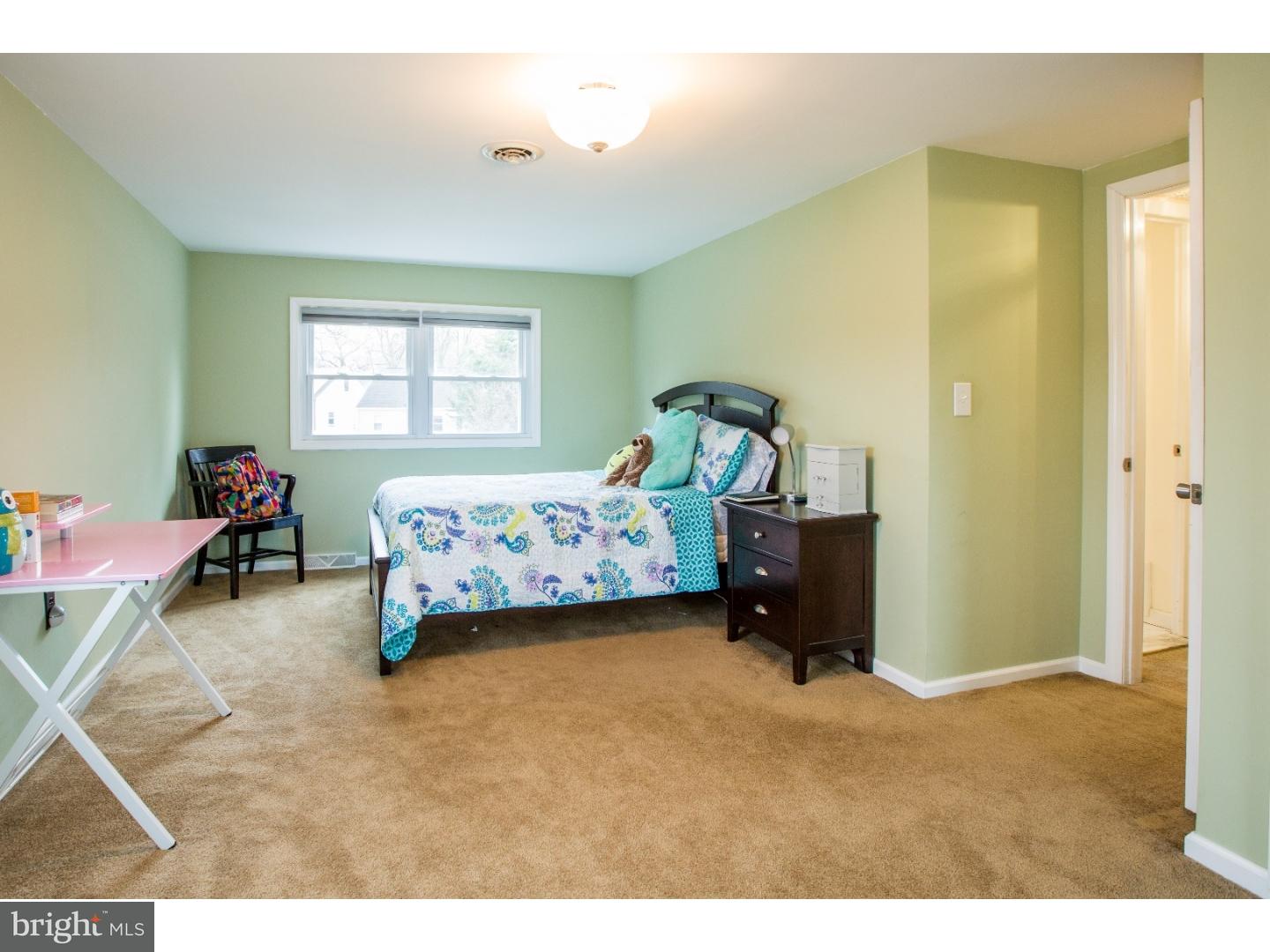 33 Doreen Road Hamilton, NJ 08690 - Photo 14 of 22 Bedroom 4