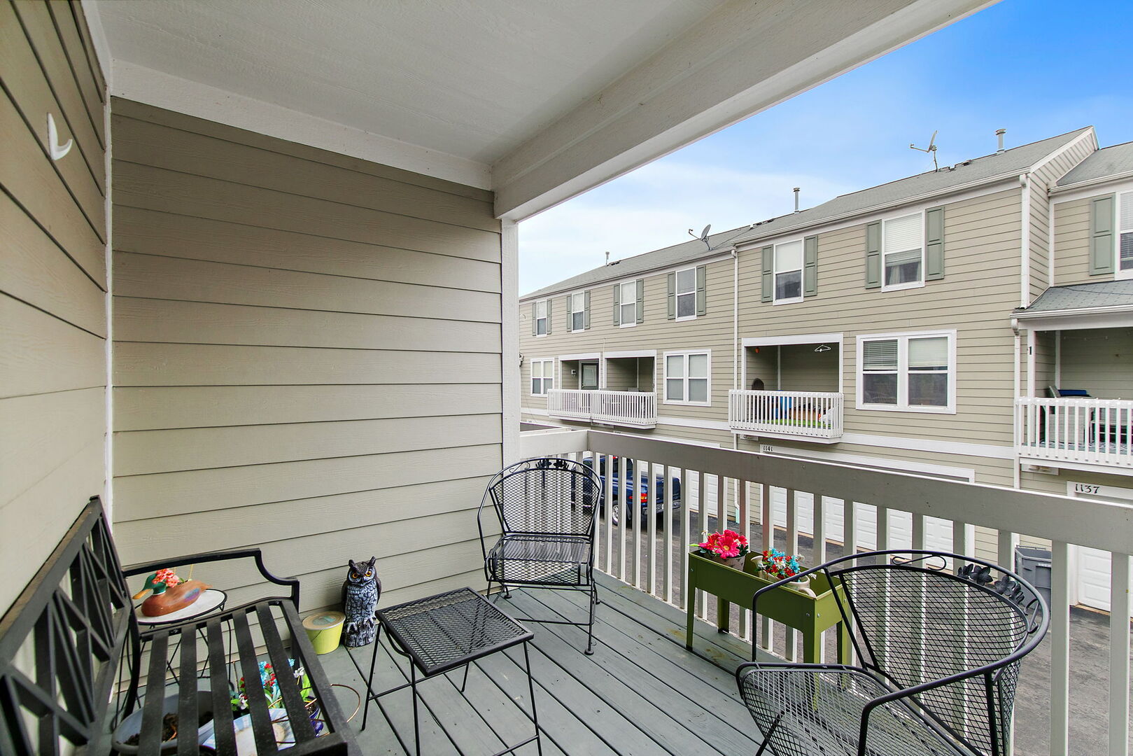 1135 Reserve Drive Elgin, IL 60123 - Photo 6 of 23